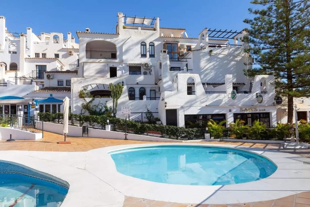 Pueblo Evita Benalmádena